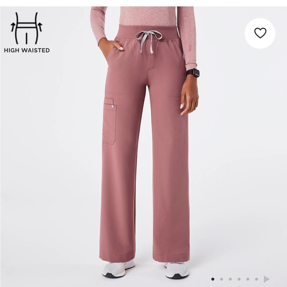 Figs High-Waisted Wide-Leg Scrub Pants in Dusty Rose